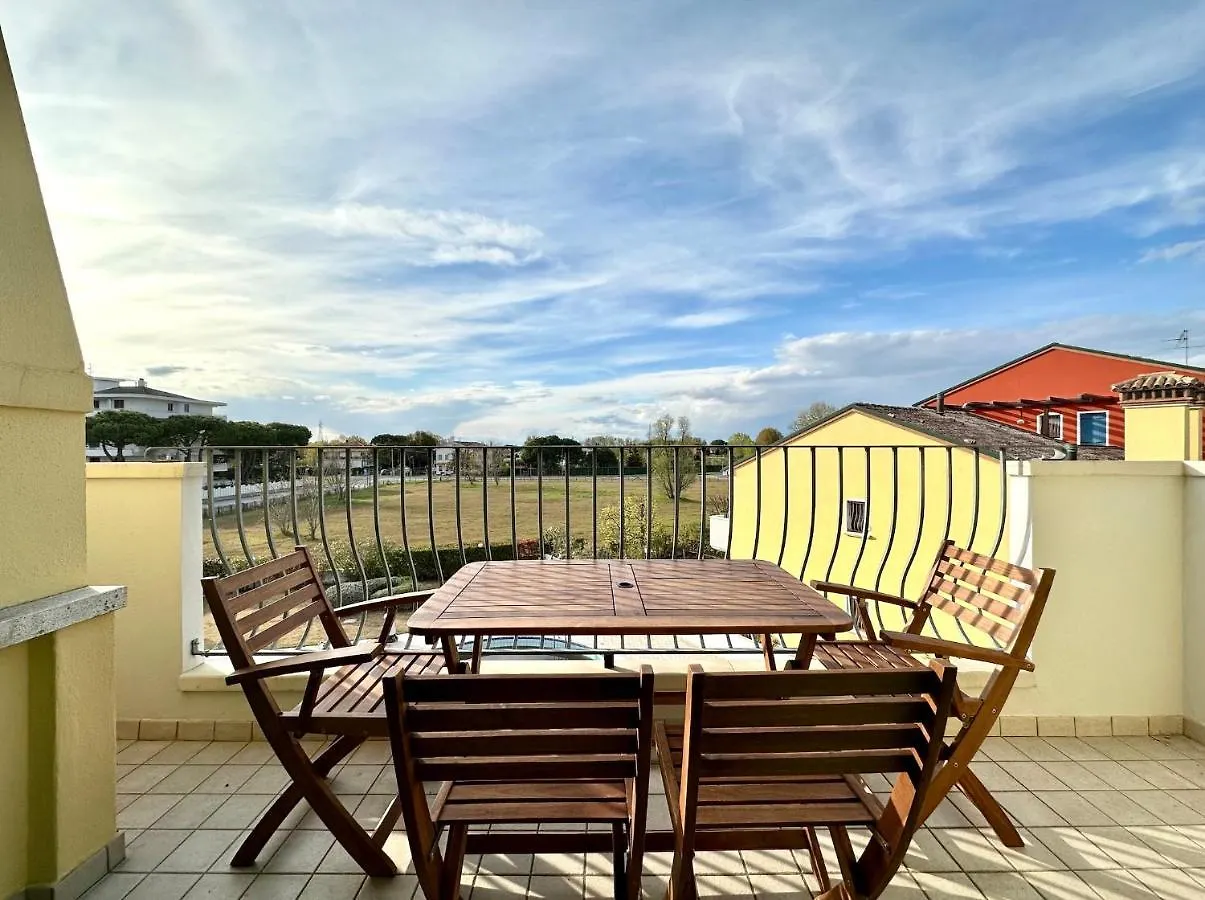 Residence Le Ginestre-Carraro Immobiliare Jesolo Cavallino-Treporti Italy